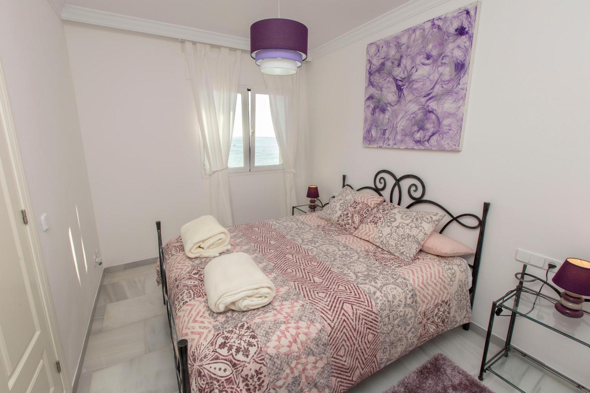 Villa Venecia, Apartamento de Lujo en 1º línea de playa + parking Málaga Exterior foto