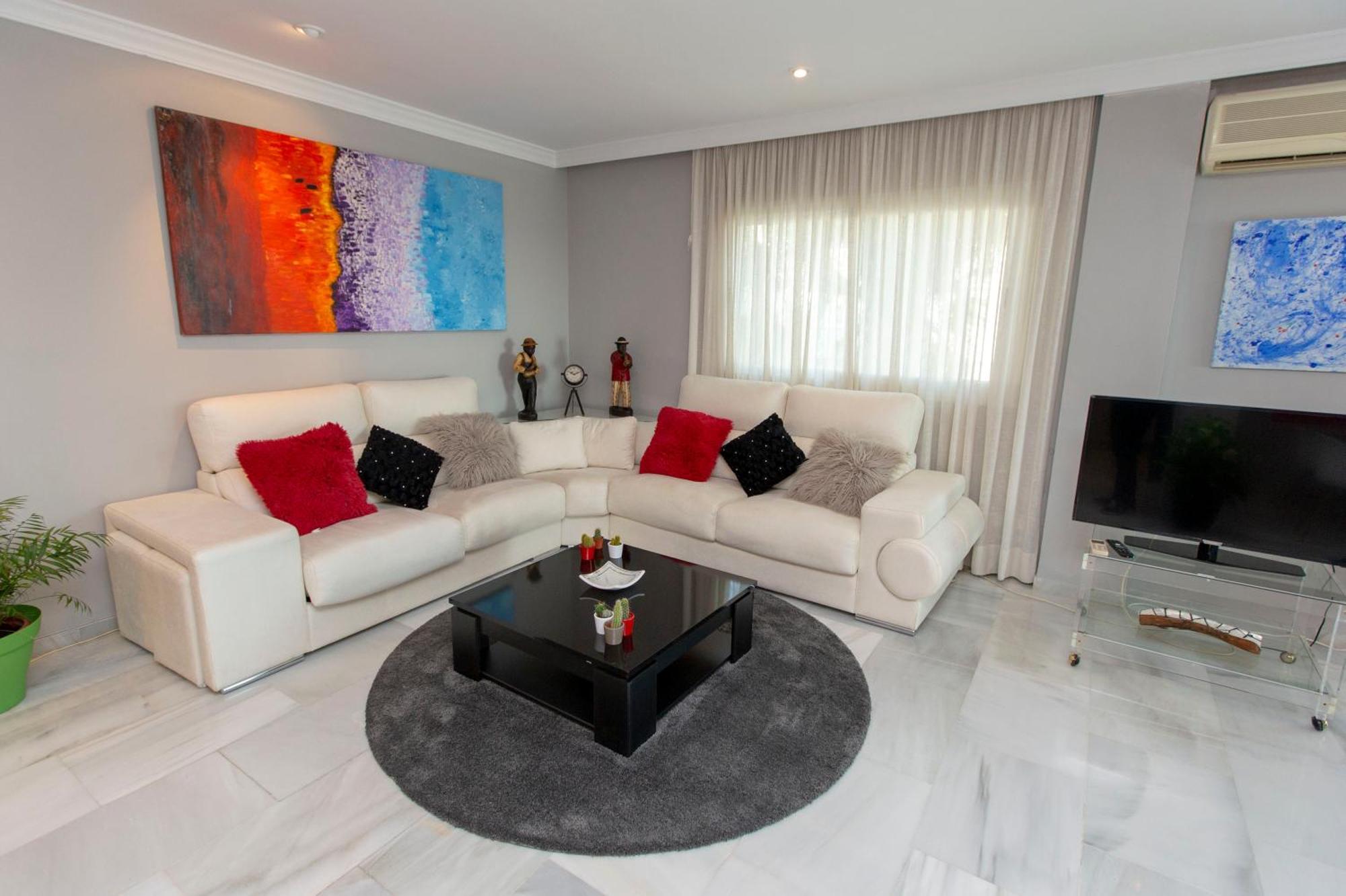 Villa Venecia, Apartamento de Lujo en 1º línea de playa + parking Málaga Exterior foto