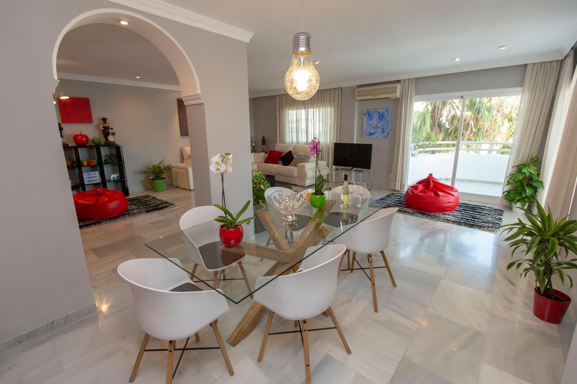 Villa Venecia, Apartamento de Lujo en 1º línea de playa + parking Málaga Exterior foto